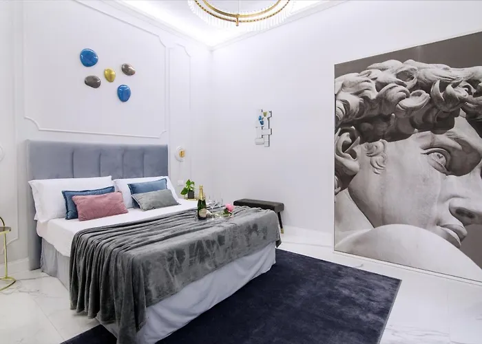 Deluxe Apartment *