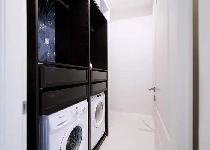 Deluxe Apartment *