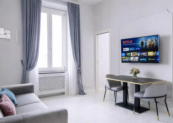 Deluxe Apartment