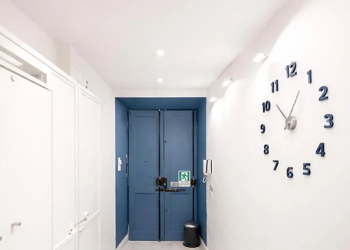 Deluxe Apartment